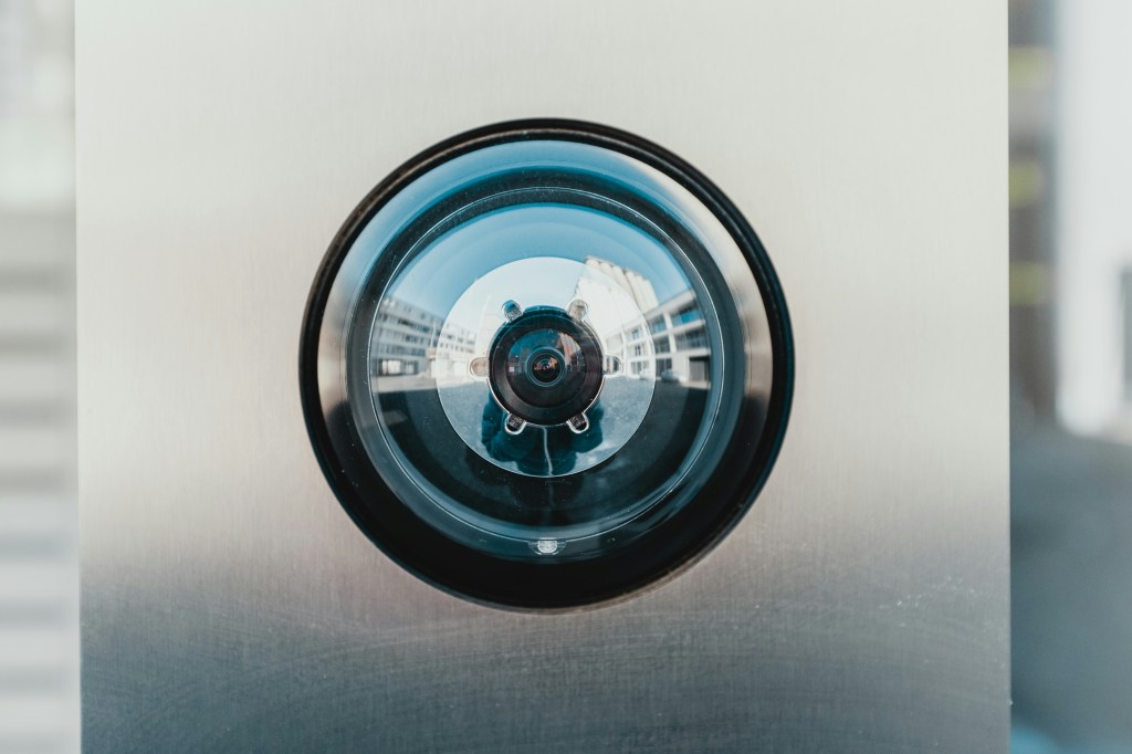5 Dinge, auf die Sie beim Kauf von smarten Überwachungskameras achten sollten
